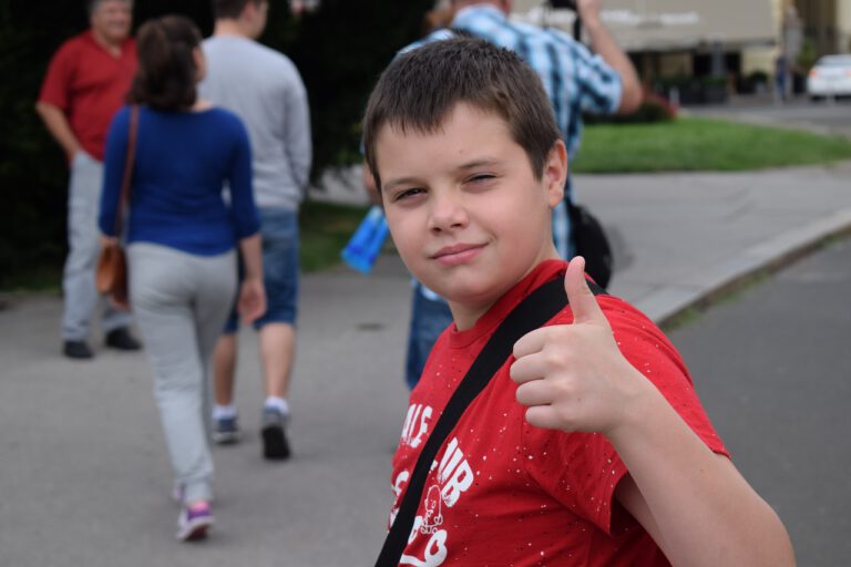 Überprüfung der Intervalle der Fußgängerampel vor der Lindenschule