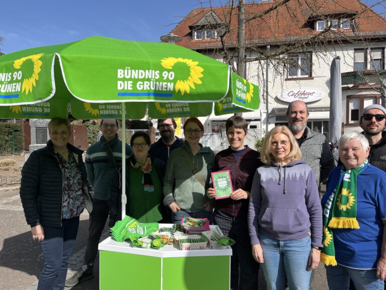 Anna Lührmann zu Gast am Infostand